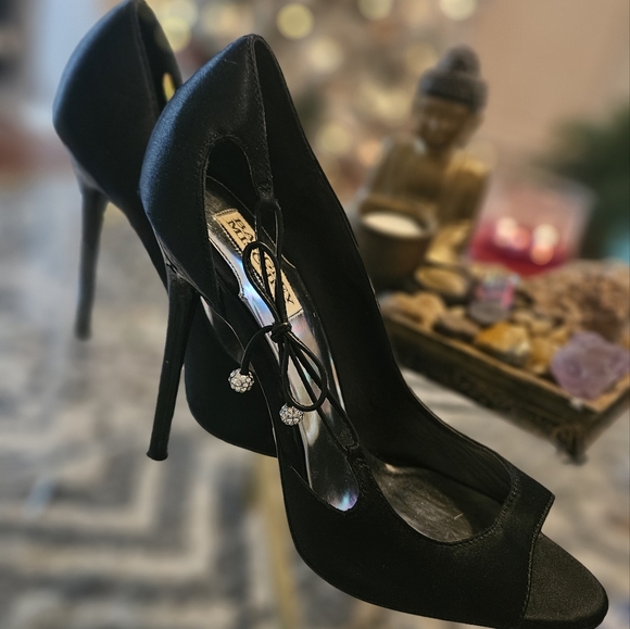 Badgley Mischka satin heels - Picture 1 of 6